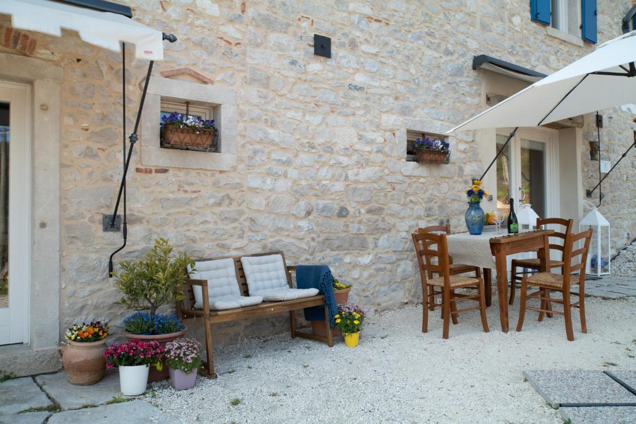 Agriturismo Podere Del Bosc Valmareno Bagian luar foto