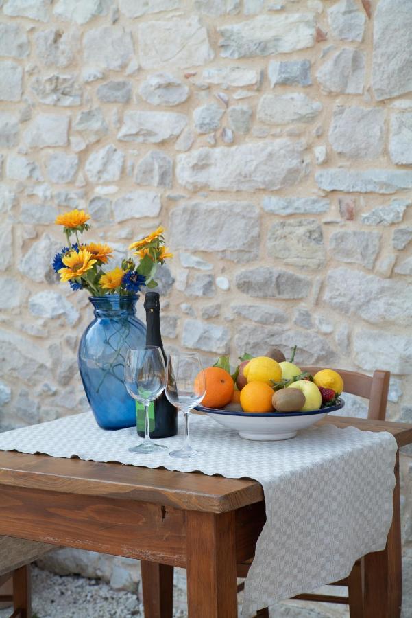 Agriturismo Podere Del Bosc Valmareno Bagian luar foto
